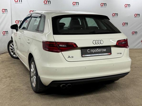 Audi A3 III (8V) с пробегом 2013 года, цена 989 000 рублей, 240000 км, хэтчбек, Автокод Объявления