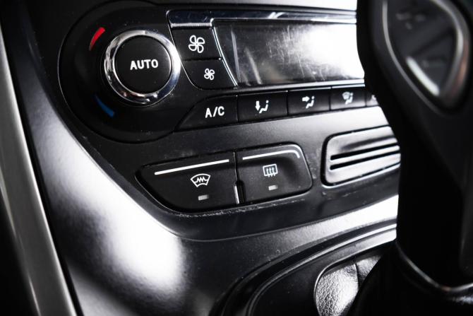 Ford Kuga II с пробегом 2013 года, цена 1 299 000 рублей, 210245 км, внедорожник, Автокод Объявления