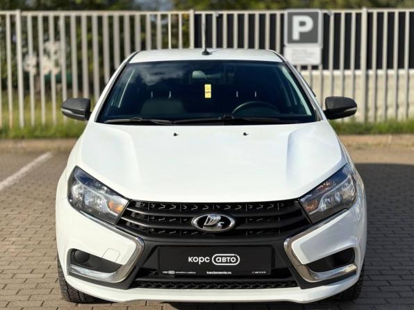 Lada (ВАЗ) Vesta I с пробегом 2022 года, цена 931 800 рублей, 89125 км, седан, Автокод Объявления
