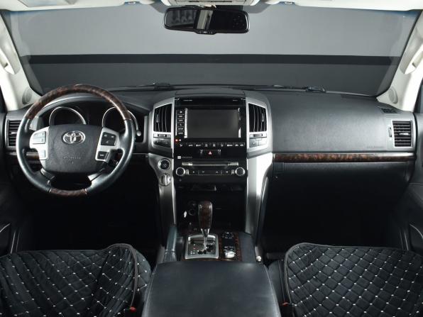 Toyota Land Cruiser 200 Series Рестайлинг 1 с пробегом 2013 года, цена 3 884 995 рублей, 222048 км, внедорожник, Автокод Объявления