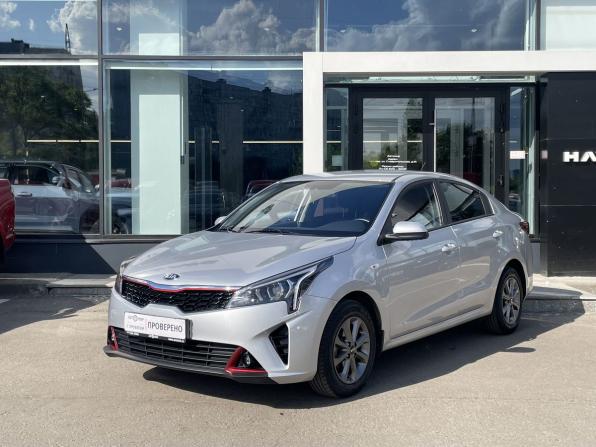 Kia Rio IV Рестайлинг с пробегом 2020 года, цена 1 799 000 рублей, 32827 км, седан, Автокод Объявления