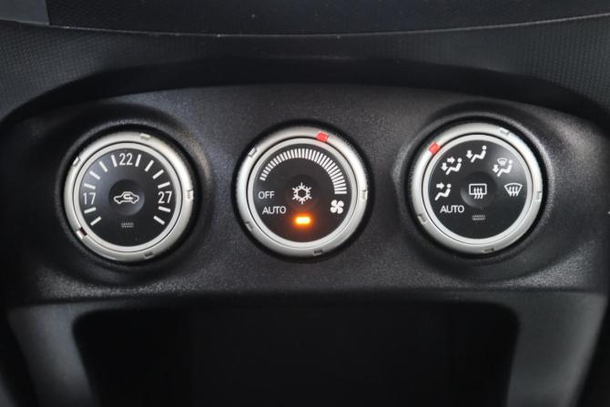 Mitsubishi Outlander II с пробегом 2007 года, цена 1 229 000 рублей, 240000 км, внедорожник, Автокод Объявления