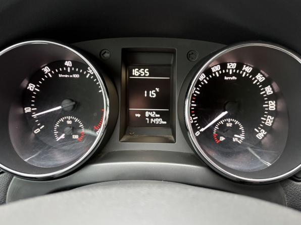 Skoda Yeti I с пробегом 2014 года, цена 749 000 рублей, 71498 км, внедорожник, Автокод Объявления