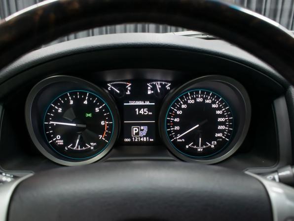 Toyota Land Cruiser 200 Series Рестайлинг 1 с пробегом 2014 года, цена 4 949 000 рублей, 121480 км, внедорожник, Автокод Объявления