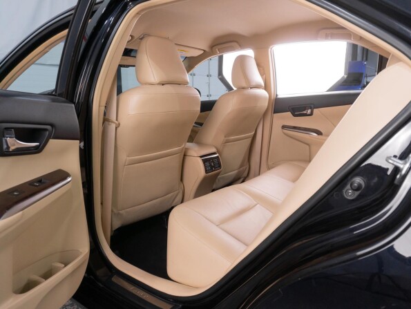 Toyota Camry VII (XV50) Рестайлинг с пробегом 2016 года, цена 2 549 000 рублей, 140746 км, седан, Автокод Объявления