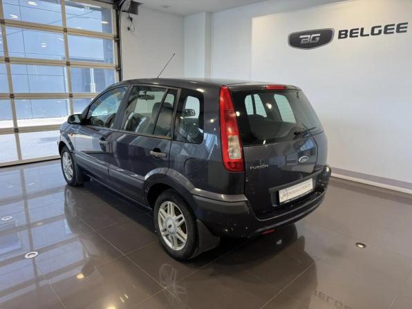 Ford Fusion I Рестайлинг с пробегом 2009 года, цена 410 000 рублей, 285406 км, хэтчбек, Автокод Объявления