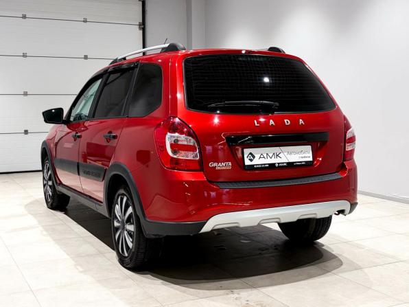 Lada (ВАЗ) Granta I Рестайлинг с пробегом 2022 года, цена 774 255 рублей, 32132 км, универсал, Автокод Объявления