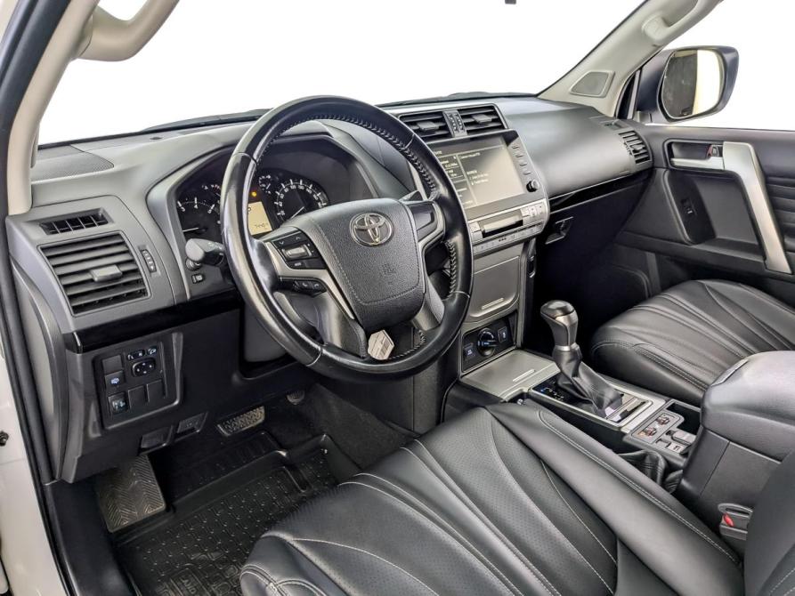 Toyota Land Cruiser Prado 150 Series Рестайлинг 3 Москва  - изображение 16