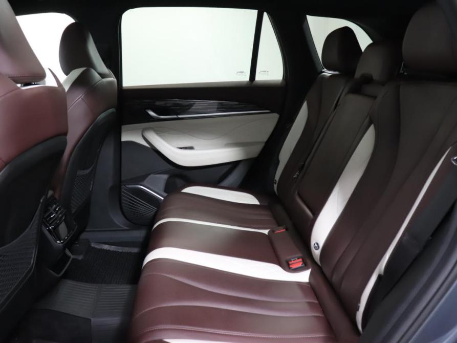 Geely Monjaro I Москва  - изображение 11