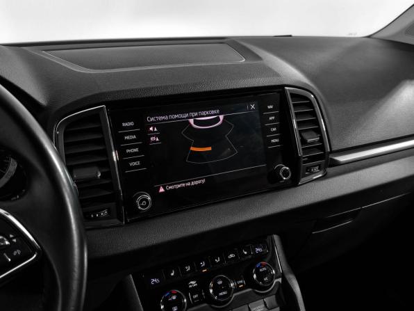 Skoda Karoq I с пробегом 2021 года, цена 2 247 960 рублей, 91745 км, внедорожник, Автокод Объявления