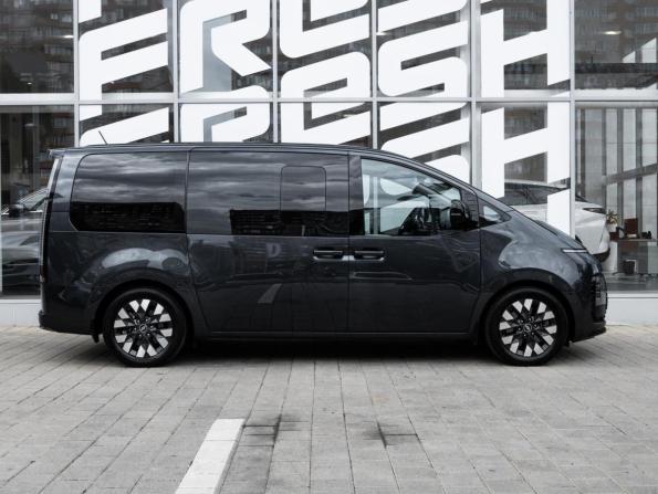 Hyundai Staria I с пробегом 2022 года, цена 5 200 000 рублей, 48856 км, минивэн, Автокод Объявления