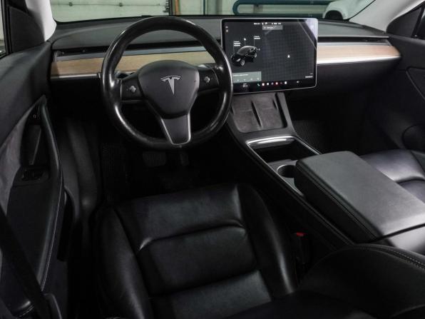 Tesla Model Y I с пробегом 2021 года, цена 5 565 000 рублей, 112540 км, внедорожник, Автокод Объявления