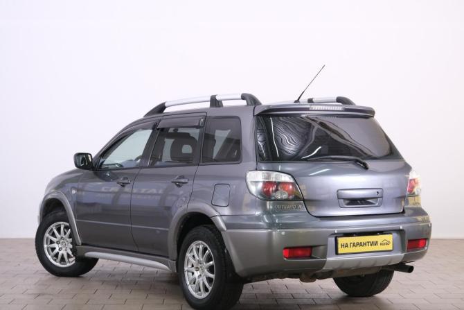 Mitsubishi Outlander I с пробегом 2005 года, цена 829 000 рублей, 230000 км, внедорожник, Автокод Объявления