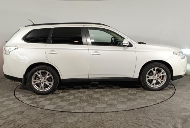 Mitsubishi Outlander II Рестайлинг с пробегом 2013 года, цена 1 350 000 рублей, 166540 км, внедорожник, Автокод Объявления