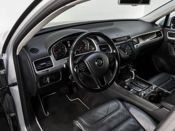 Volkswagen Touareg II с пробегом 2012 года, цена 2 080 000 рублей, 189757 км, внедорожник, Автокод Объявления