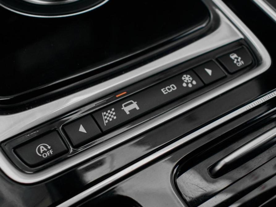 Jaguar XE I Екатеринбург  - изображение 20