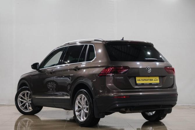 Volkswagen Tiguan II с пробегом 2019 года, цена 3 249 000 рублей, 75917 км, внедорожник, Автокод Объявления