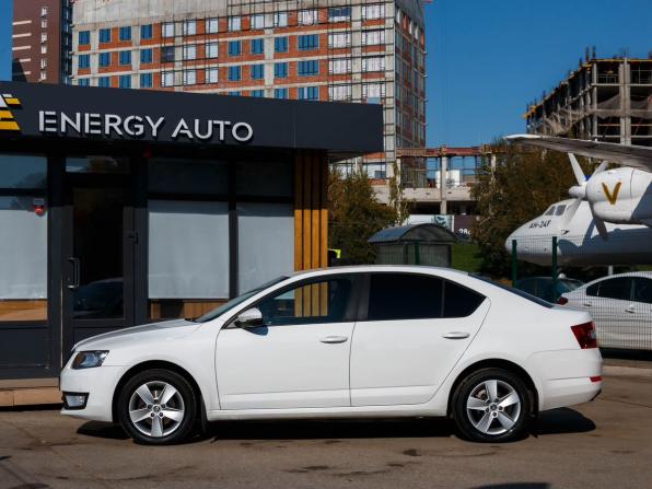 Skoda Octavia III (A7) с пробегом 2015 года, цена 1 120 000 рублей, 218644 км, лифтбек, Автокод Объявления