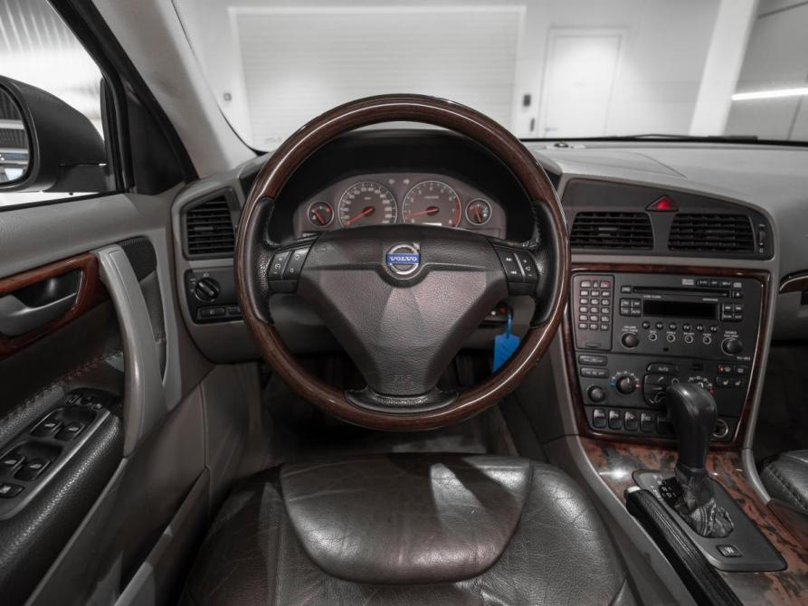 Volvo XC70 I Рестайлинг Москва  - изображение 10