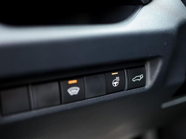 Toyota RAV4 V (XA50) с пробегом 2021 года, цена 3 099 000 рублей, 167446 км, внедорожник, Автокод Объявления