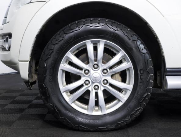 Mitsubishi Pajero IV Рестайлинг 2 с пробегом 2015 года, цена 2 690 000 рублей, 195814 км, внедорожник, Автокод Объявления