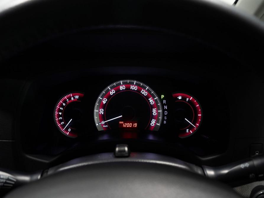 Toyota ISis I Рестайлинг Чита  - изображение 11