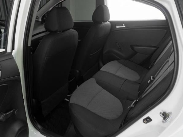 Hyundai Solaris I с пробегом 2013 года, цена 869 000 рублей, 194681 км, седан, Автокод Объявления