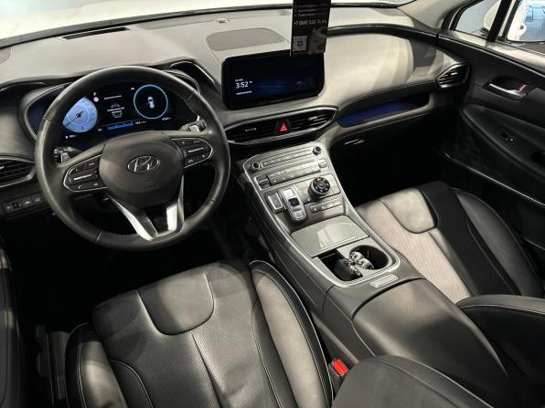 Hyundai Santa Fe IV Рестайлинг с пробегом 2022 года, цена 3 800 000 рублей, 42000 км, внедорожник, Автокод Объявления