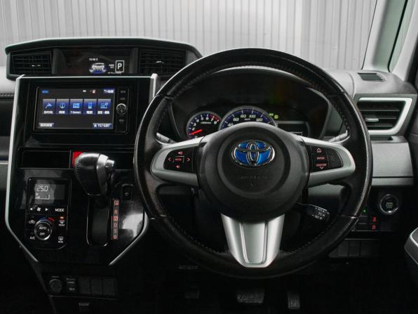 Toyota Roomy I с пробегом 2016 года, цена 1 100 000 рублей, 95272 км, минивэн, Автокод Объявления