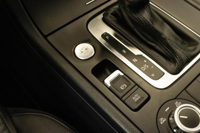 Volkswagen Touareg II с пробегом 2014 года, цена 2 500 000 рублей, 222512 км, внедорожник, Автокод Объявления
