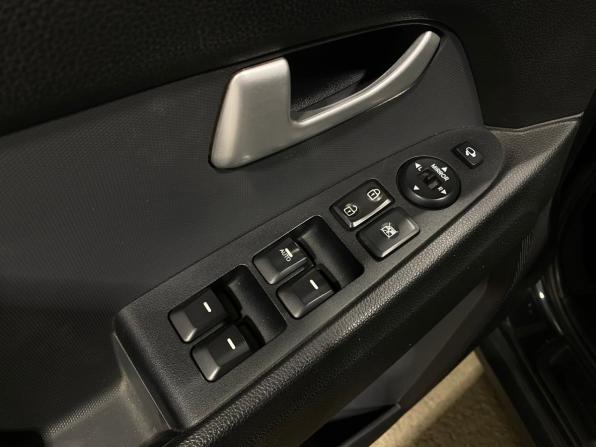 Kia Sportage III Рестайлинг с пробегом 2015 года, цена 1 550 000 рублей, 157392 км, внедорожник, Автокод Объявления