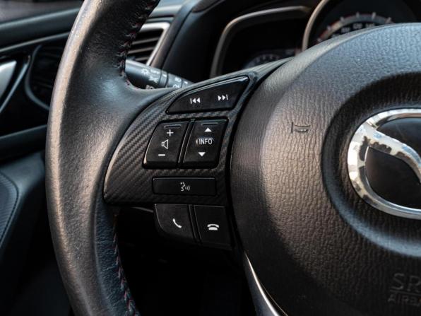 Mazda 3 III (BM) с пробегом 2014 года, цена 1 329 000 рублей, 110623 км, седан, Автокод Объявления