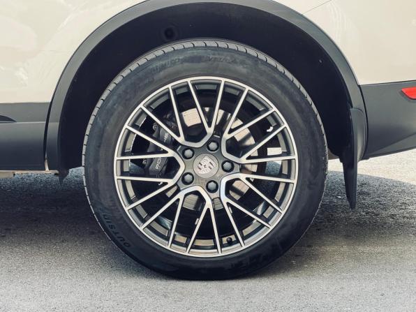 Volkswagen Touareg II с пробегом 2010 года, цена 1 850 000 рублей, 315000 км, внедорожник, Автокод Объявления