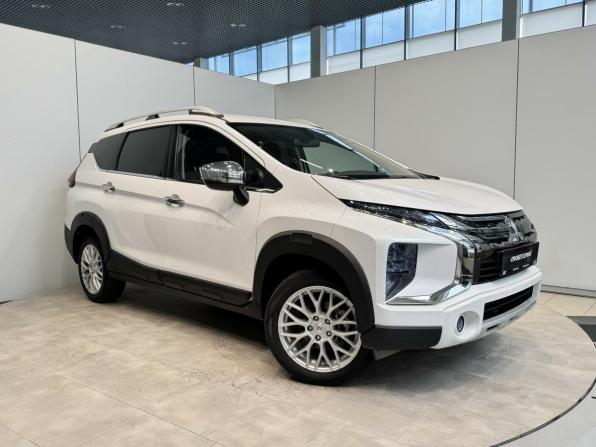 Mitsubishi Xpander I Рестайлинг с пробегом 2023 года, цена 2 550 000 рублей, 30058 км, внедорожник, Автокод Объявления