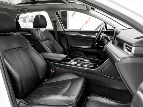 Kia K5 III с пробегом 2022 года, цена 2 630 000 рублей, 49722 км, седан, Автокод Объявления
