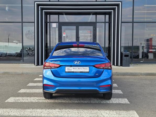 Hyundai Solaris II с пробегом 2018 года, цена 1 350 000 рублей, 122000 км, седан, Автокод Объявления