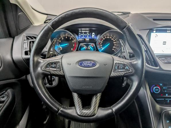 Ford Kuga II Рестайлинг с пробегом 2017 года, цена 1 725 000 рублей, 97619 км, внедорожник, Автокод Объявления
