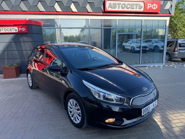 Kia Ceed II с пробегом 2012 года, цена 879 900 рублей, 132183 км, хэтчбек, Автокод Объявления