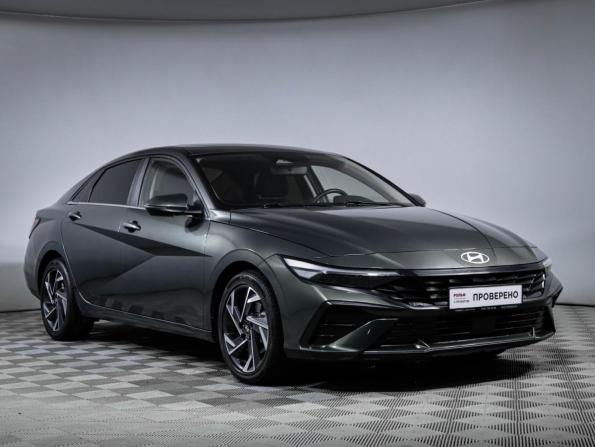 Hyundai Elantra VII (CN7) Рестайлинг с пробегом 2023 года, цена 2 220 000 рублей, 10350 км, седан, Автокод Объявления