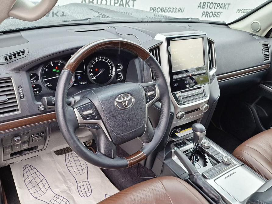 Toyota Land Cruiser 200 Series Рестайлинг 2 Владимир  - изображение 9