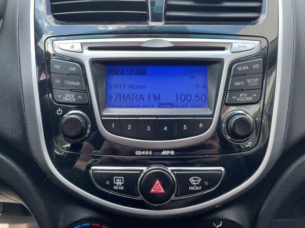 Hyundai Solaris I с пробегом 2012 года, цена 679 000 рублей, 184366 км, седан, Автокод Объявления