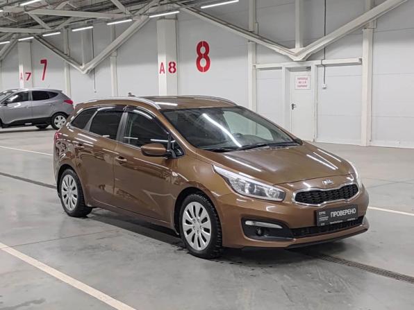 Kia Ceed II Рестайлинг с пробегом 2017 года, цена 1 380 000 рублей, 107205 км, универсал, Автокод Объявления