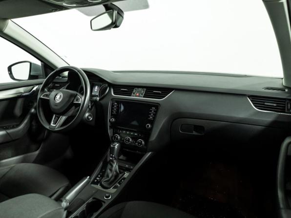 Skoda Octavia III (A7) Рестайлинг с пробегом 2017 года, цена 1 998 900 рублей, 144729 км, лифтбек, Автокод Объявления