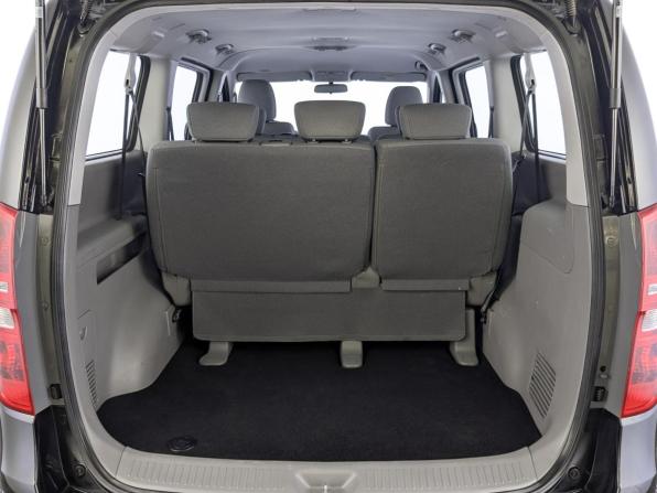 Hyundai H-1 II Рестайлинг 2 с пробегом 2019 года, цена 3 350 000 рублей, 74333 км, минивэн, Автокод Объявления