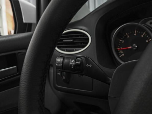 Ford Focus II Рестайлинг с пробегом 2009 года, цена 649 000 рублей, 265352 км, хэтчбек, Автокод Объявления