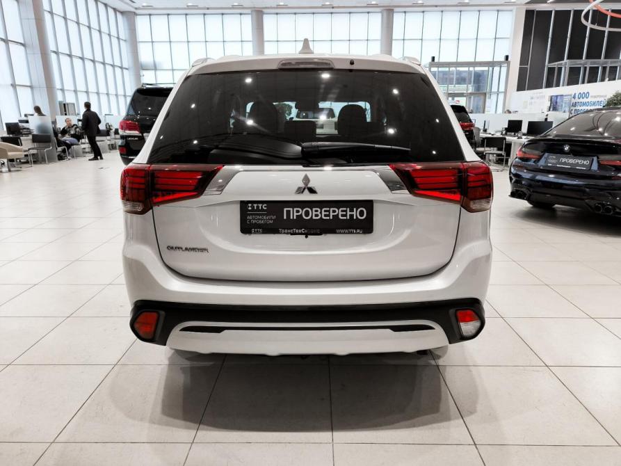 Mitsubishi Outlander III Рестайлинг 3 Казань  - изображение 7
