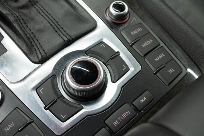 Audi Q7 I (4L) Рестайлинг с пробегом 2012 года, цена 1 969 000 рублей, 253622 км, внедорожник, Автокод Объявления