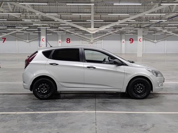 Hyundai Solaris I Рестайлинг с пробегом 2015 года, цена 905 000 рублей, 125448 км, хэтчбек, Автокод Объявления