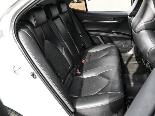 Toyota Camry VIII (XV70) Рестайлинг с пробегом 2021 года, цена 2 969 000 рублей, 107721 км, седан, Автокод Объявления