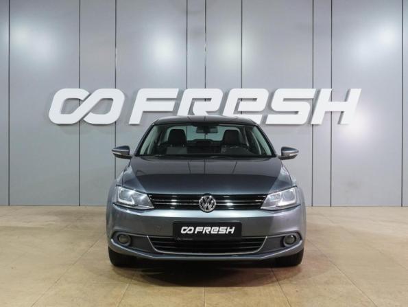 Volkswagen Jetta VI Рестайлинг с пробегом 2014 года, цена 1 219 000 рублей, 258508 км, седан, Автокод Объявления